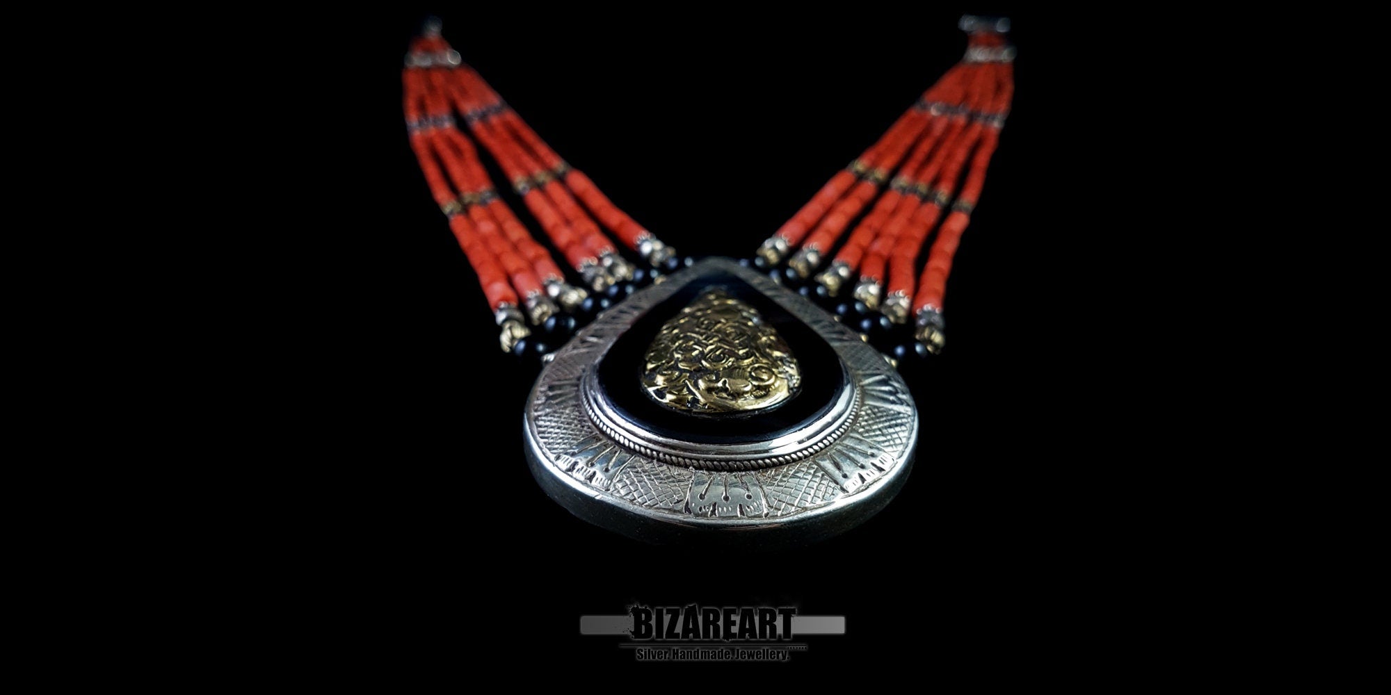 Vintage Tibetische Korallenkette, Silber Onyx Tropfenanhänger, Kuchi Stil